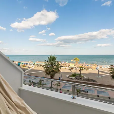 Roca Chica A Adc Torremolinos