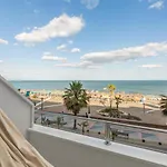 Roca Chica A Adc Torremolinos