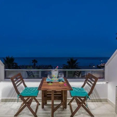 Roca Chica A Adc Torremolinos